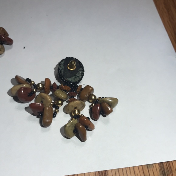 Dangling earrings - Picture 2 of 3